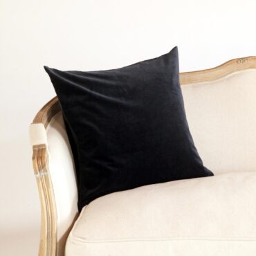 BLACK 002 | Black Throw Pillow | Perch Event Decor Rental | Luxury Furniture Rentals in Dallas Texas