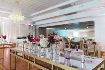 Gold and Mirrored Communal Table at Abilene Country Club Wedding | Kelsey Dell Events