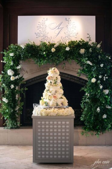 Lattice Cake Table at Dallas Country Club | Kirstin Rose | Garden Gate Floral