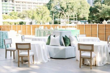Lizzy Tete a tete with GREEN 012 and Charles Dining Chairs at Four Seasons Austin | Pearl Events