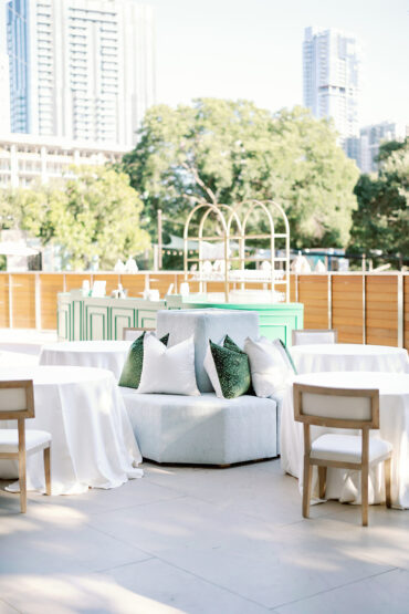 Lizzy Tete a tete with GREEN 012 at Four Seasons Austin | Pearl Events