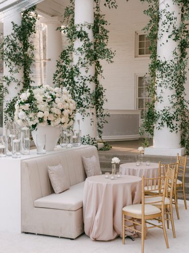 Sadie Banquette with Platform at Arlington Hall | Jess Wegner Events