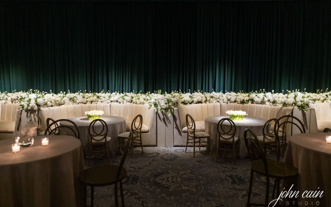 The Best Furniture Rentals for a Winter Wedding