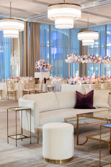 Ellie Sofa at Thompson Dallas | A Stylish Soiree